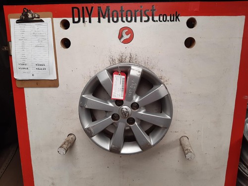 Toyota yaris wheel - yaris,