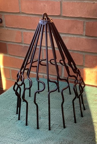 Cone top bird guard - ,, sprung