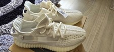 adidas Yeezy Boost 350 V2 Cream UK9.5  - BRAND NEW WITH TAGS ⚪️⚪️