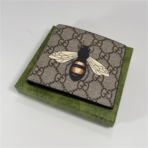 Gucci pattern bee accent - pattern,