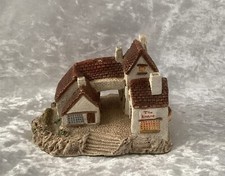 MEMORY LANE COTTAGES PETER