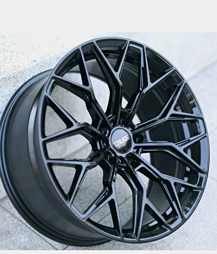 Black cr7 alloy wheels - 19",