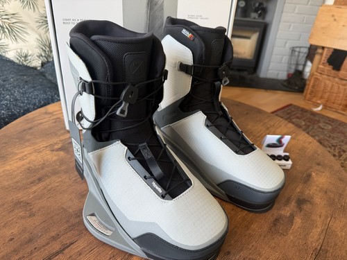 Hyperlite zero2 wakeboard - zero2,