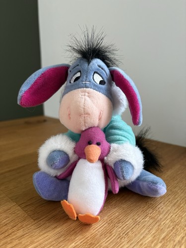 Disney eeyore eskimo holding - eeyore,