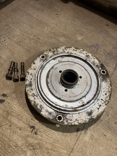 Rear roller gear flange - rear,