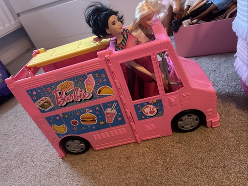 Barbie burger van - barbie,