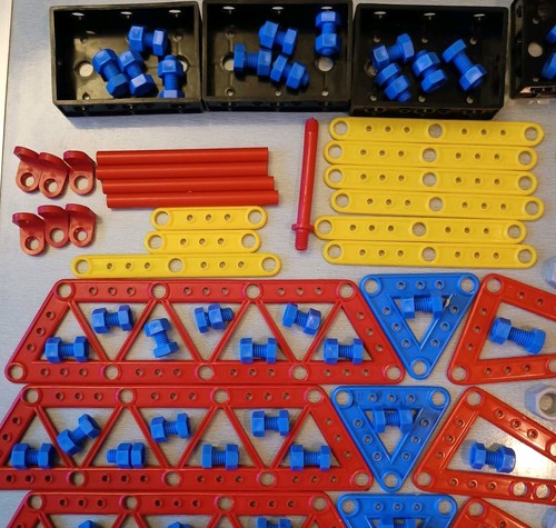Vintage meccano plastic bundle - plastic,