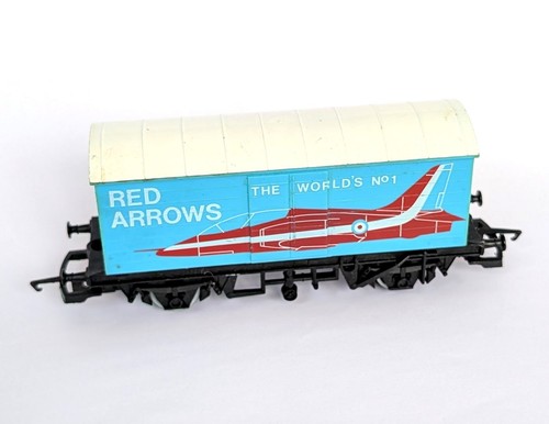 Hornby trains 145 - trains, r.145