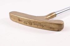Acushnet Bullseye Putter / 35