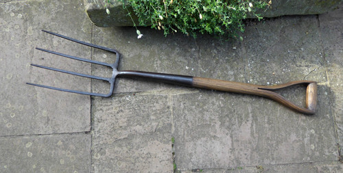 Vintage garden fork digging - vintage, fork.