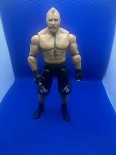 Brock lesnar wwe figure - wwe,