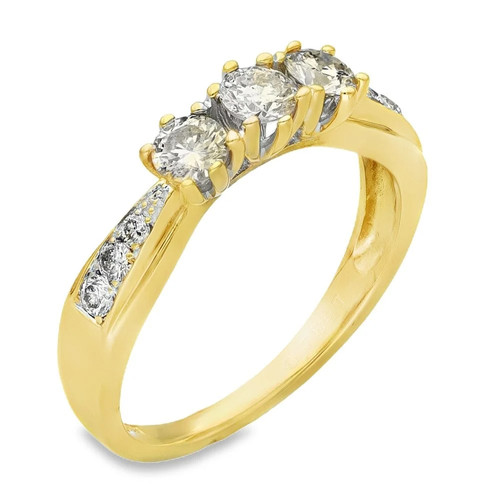 18ct yellow gold diamond - yellow,