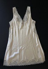 Neiman Marcus Intimates Silk