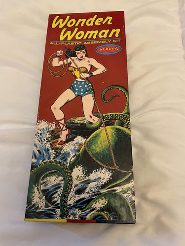 Aurora wonder woman model - woman,