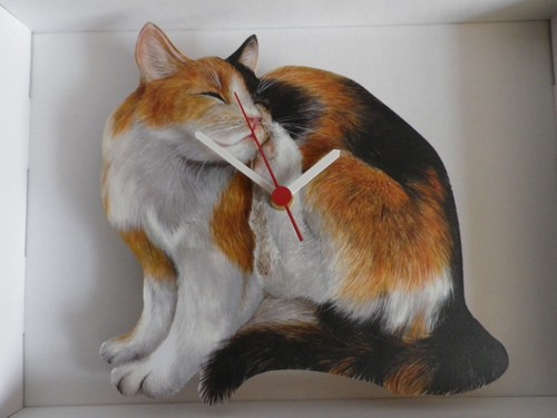 Tortoiseshell cat wall clock - tortoiseshell,