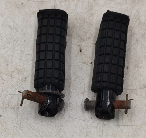 Pair footpegs rear - -, honda
