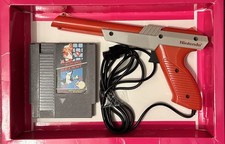 Original Super Mario Bros / Duck Hunt & Zapper Gun Nintendo NES PAL (tested)
