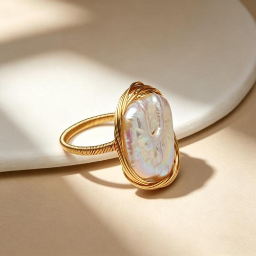 Baroque pearl statement - pearl,