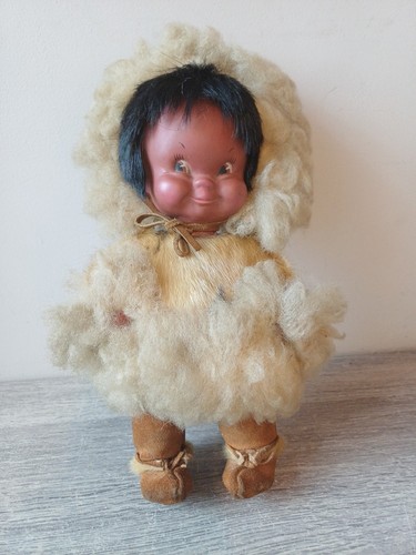 Vintage regal canada eskimo - canada,