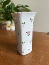 St Michael’s vintage Rosebud Tall Slim Vase