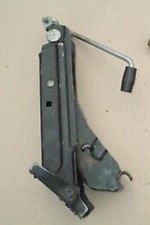 Volvo S60 MK1 - Jack