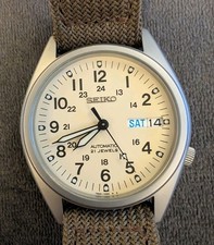 Seiko SNX431 Military Field