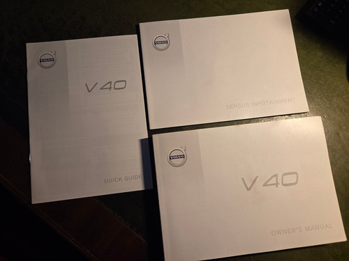 Volvo v40 owners manual - v40,