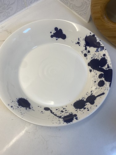 Royal doulton pacific white - pacific, 9"