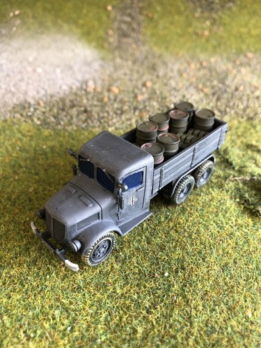 Ww2 german tatra 92 truck - 1/72,