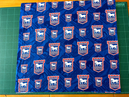 Ipswich town crest - town,