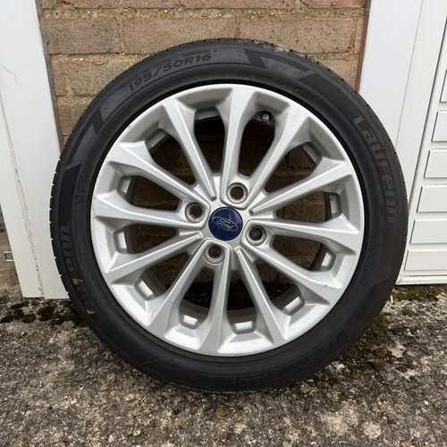 Ford fiesta max titanium - b,