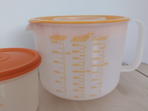 Vintage tupperware measuring - vintage,
