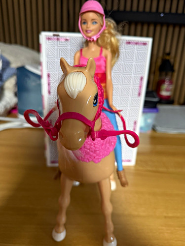 Barbie blonde wavy hair - blonde,