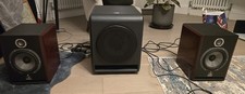 2 Solo6 Be Focal speakers and