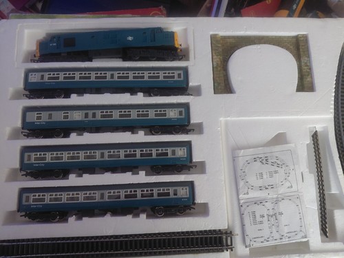 Hornby intercity train set - intercity,