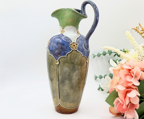 Antique royal doulton lambeth - royal,