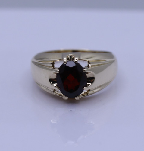 9ct yellow gold oval cut - 9ct,