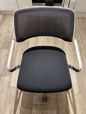 Steelcase 57400 Sarrebourg Operator Task Chair, white and Grey chrome