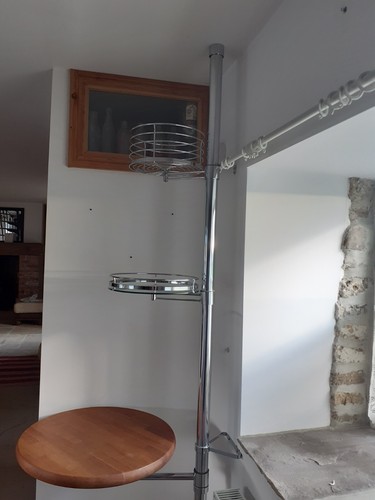 Bespoke table pole - table,