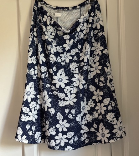 Ladies size skirt damart - size,