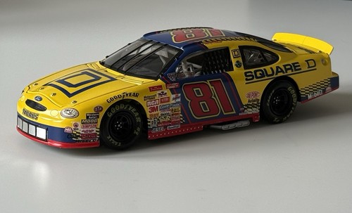 Kenny wallace square d - wallace,