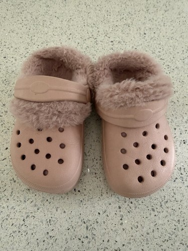 Next pink size - 5, 21.5)