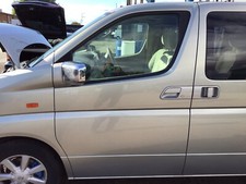 NISSAN ELGRAND E51 FRONT PASSENGER LEFT SIDE DOOR BREAKING KX6