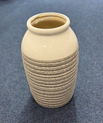 Modern grey ribbed ceramic - grey,