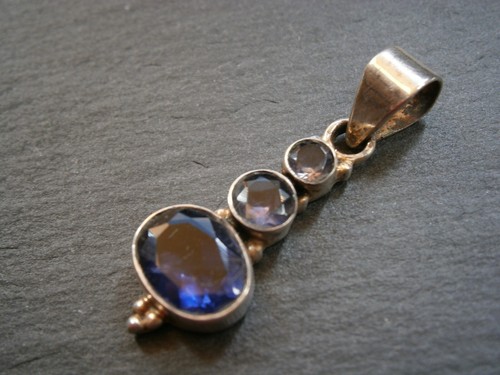 925 sterling silver violet