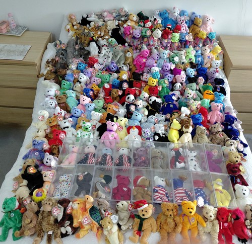 Beanie babies bears over - ty,