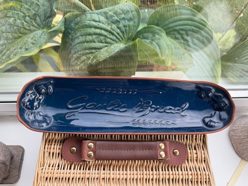 Vintage blue rayware garlic - vintage,