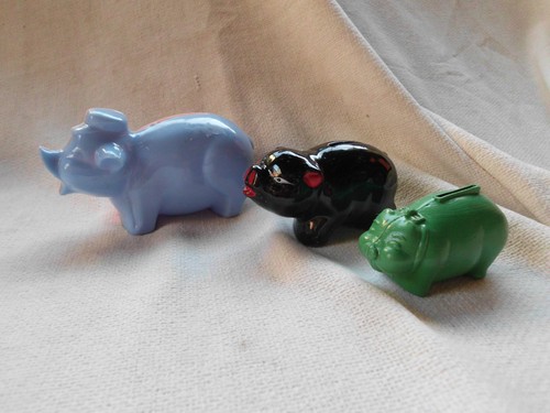 Vintage piggy banks pig - pig, shaped