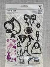 Dressing Room Die Cut Set 14