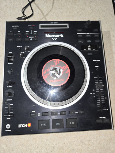 Numark turntable - numark, v7